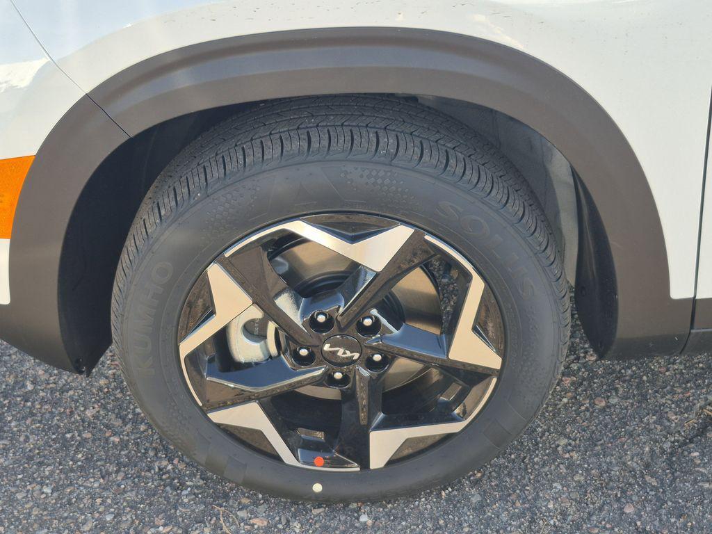 new 2026 Kia Seltos car, priced at $28,779