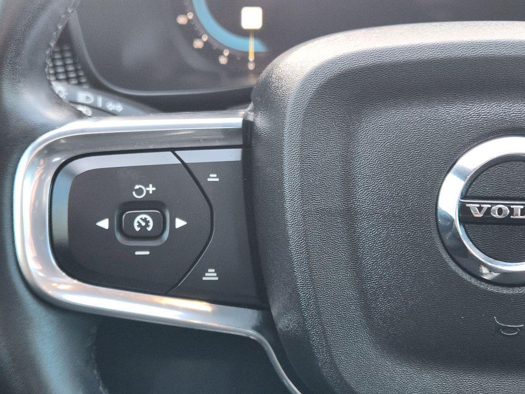 used 2022 Volvo XC40 Recharge Pure Electric car, priced at $20,000