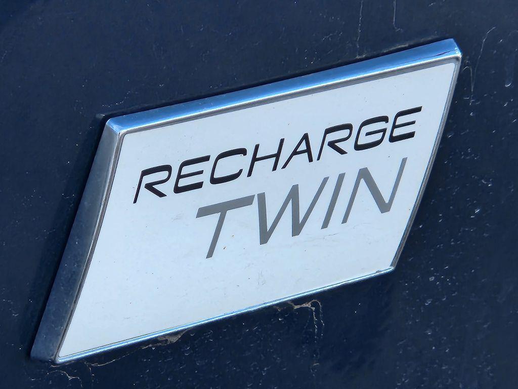 used 2022 Volvo XC40 Recharge Pure Electric car, priced at $20,000