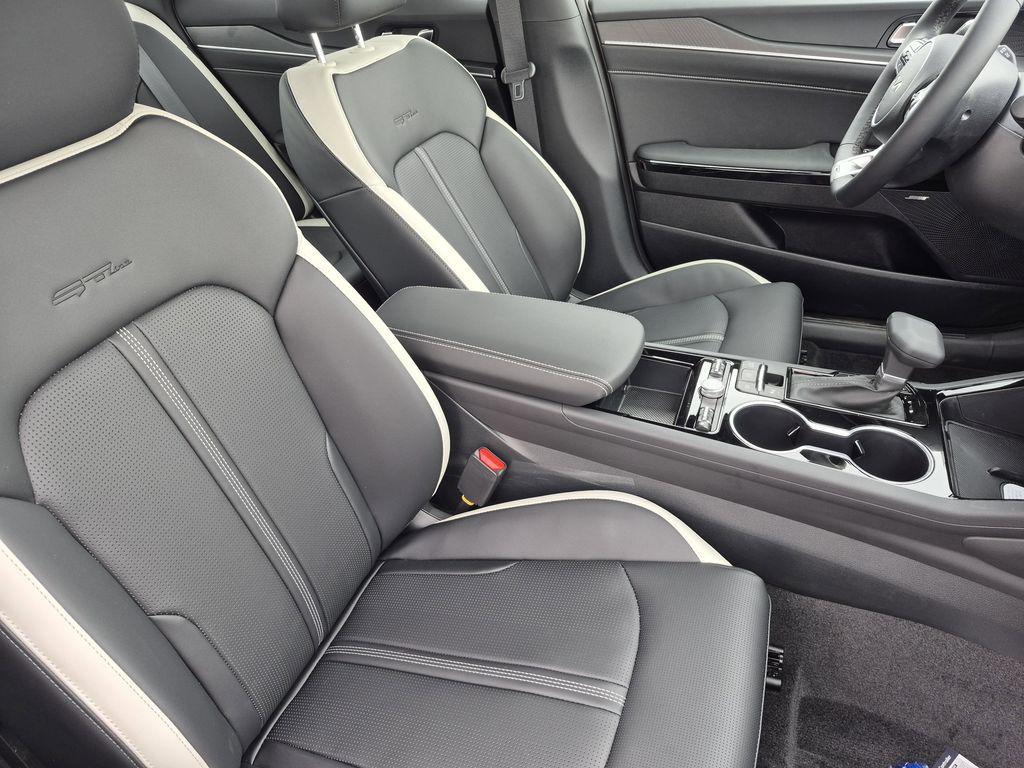 new 2026 Kia K5 car, priced at $31,579