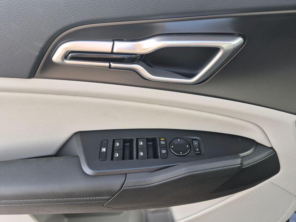 new 2026 Kia Sportage Hybrid car, priced at $35,353