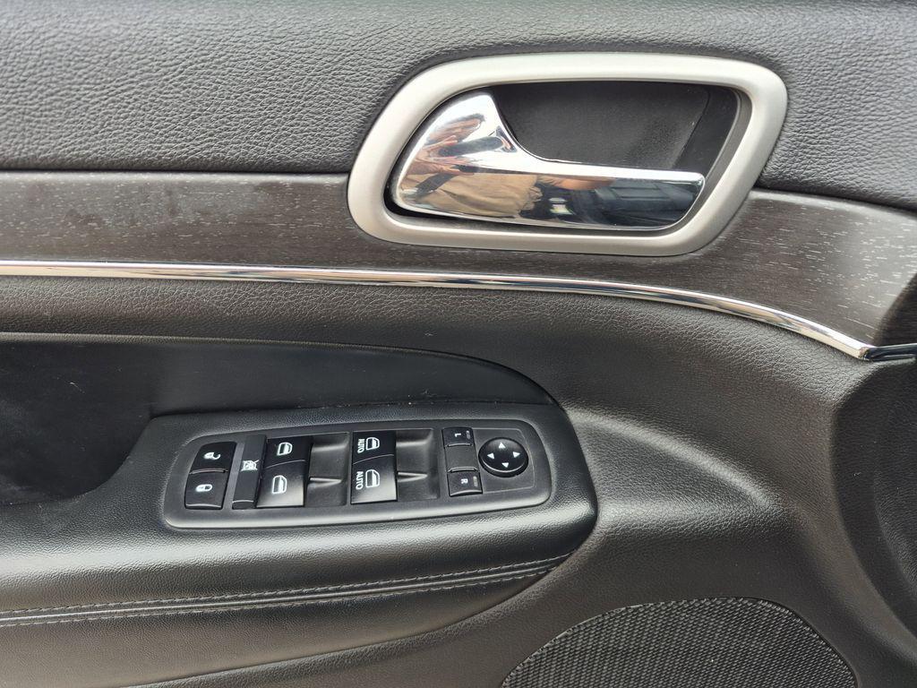 used 2018 Jeep Grand Cherokee car, priced at $17,000