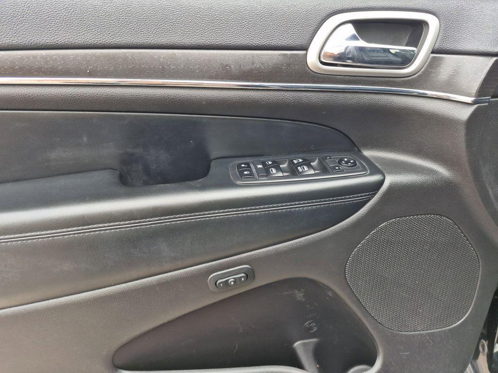 used 2018 Jeep Grand Cherokee car, priced at $17,000