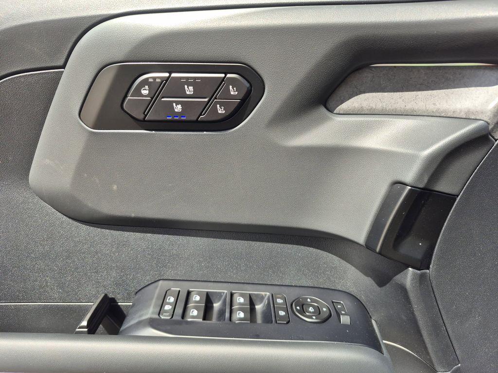 new 2027 Kia Telluride Hybrid car, priced at $57,339