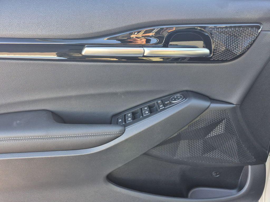 new 2026 Kia Seltos car, priced at $27,316