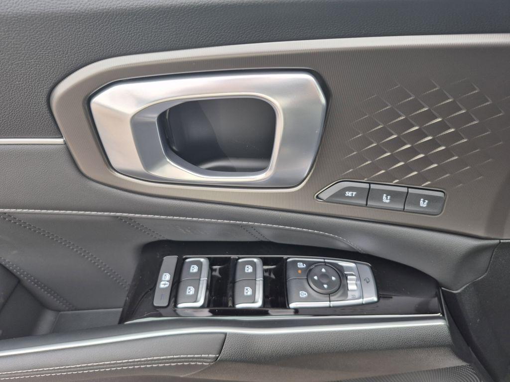 new 2026 Kia Sorento Hybrid car, priced at $44,132