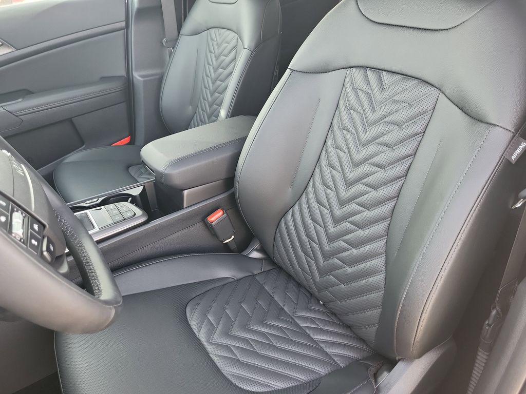 new 2026 Kia Sportage car, priced at $38,033