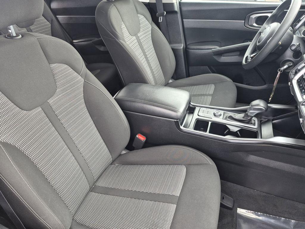 used 2022 Kia Sorento car, priced at $18,998