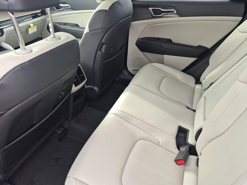 new 2026 Kia Sportage Hybrid car, priced at $33,584