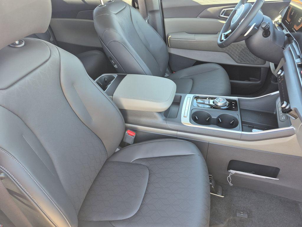 new 2026 Kia Carnival car, priced at $40,902