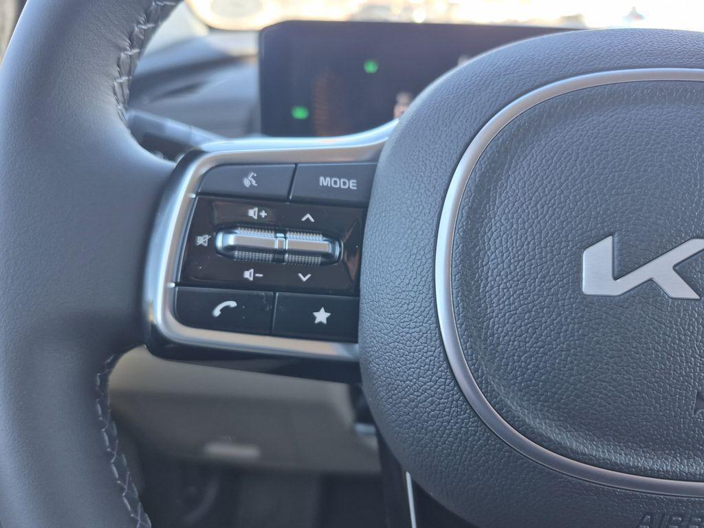 new 2026 Kia Carnival car, priced at $40,902