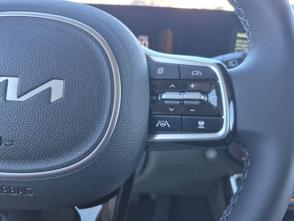 new 2026 Kia Carnival car, priced at $40,902