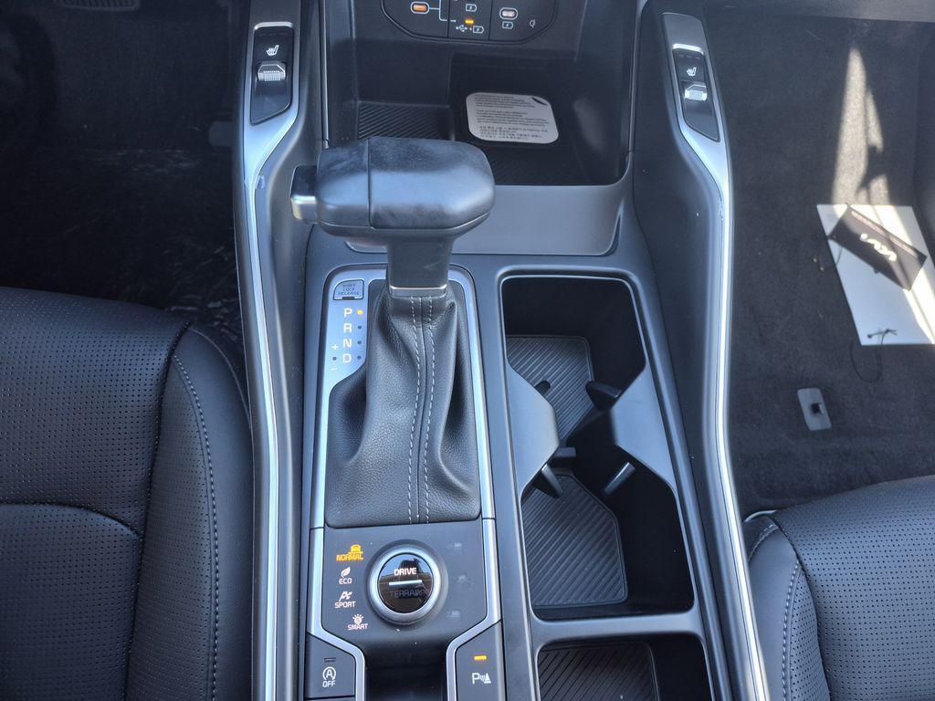 new 2026 Kia Sorento car, priced at $35,815