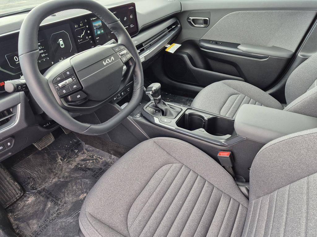 new 2025 Kia K4 car, priced at $23,299