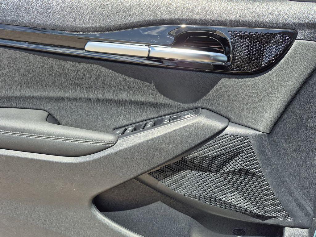 new 2026 Kia Seltos car, priced at $28,879