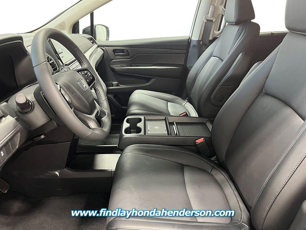 new 2026 Honda Odyssey car, priced at $42,098