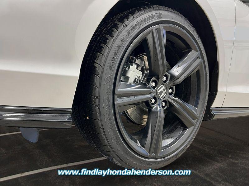 new 2025 Honda Accord Hybrid car, priced at $35,557