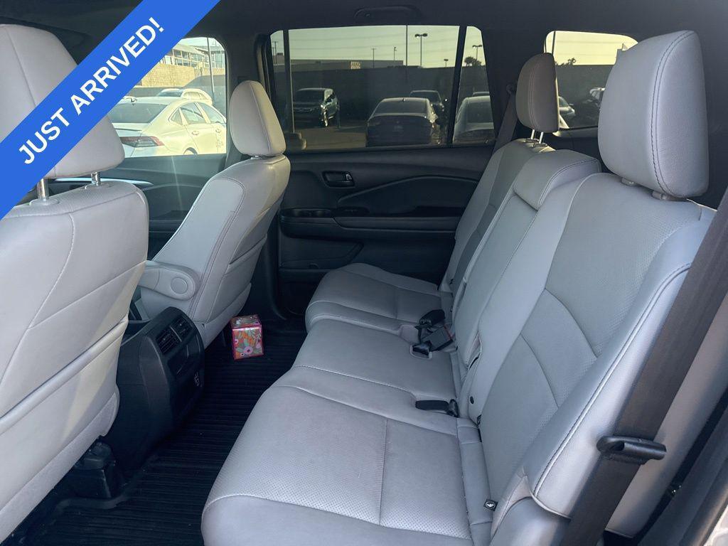 used 2022 Honda Passport car, priced at $34,494