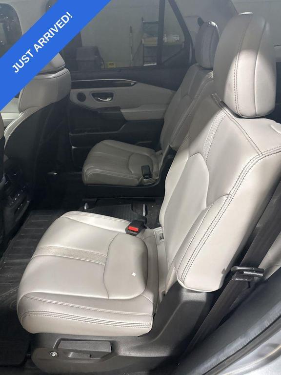 used 2024 Honda Pilot car, priced at $41,984