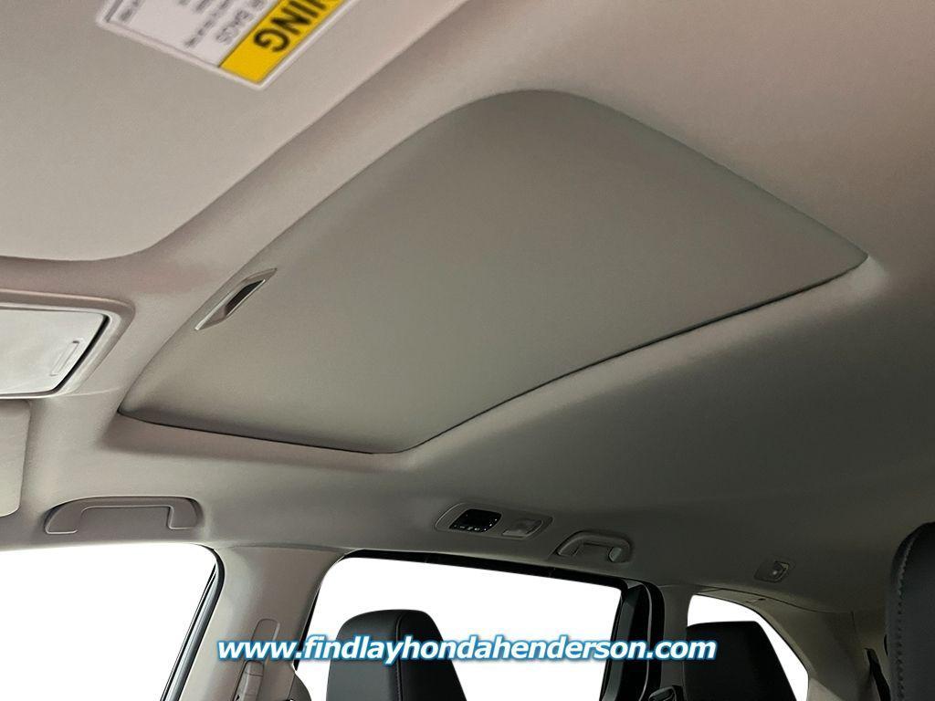 new 2026 Honda Odyssey car, priced at $43,571