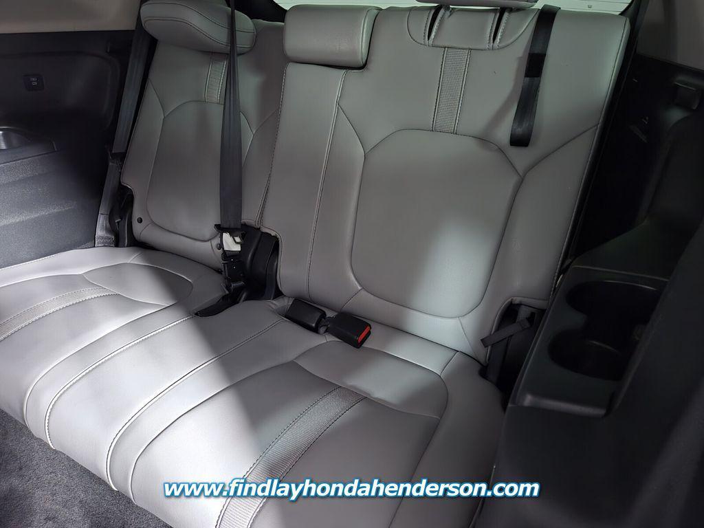 used 2025 Honda Pilot car, priced at $45,483