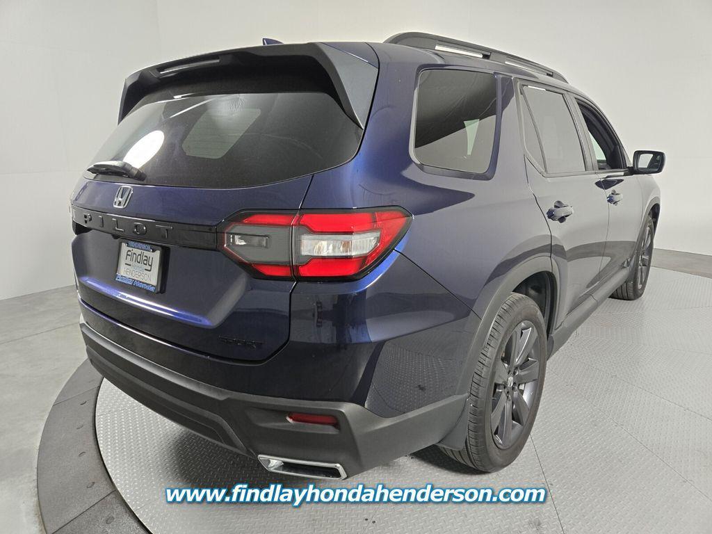 used 2025 Honda Pilot car, priced at $37,984