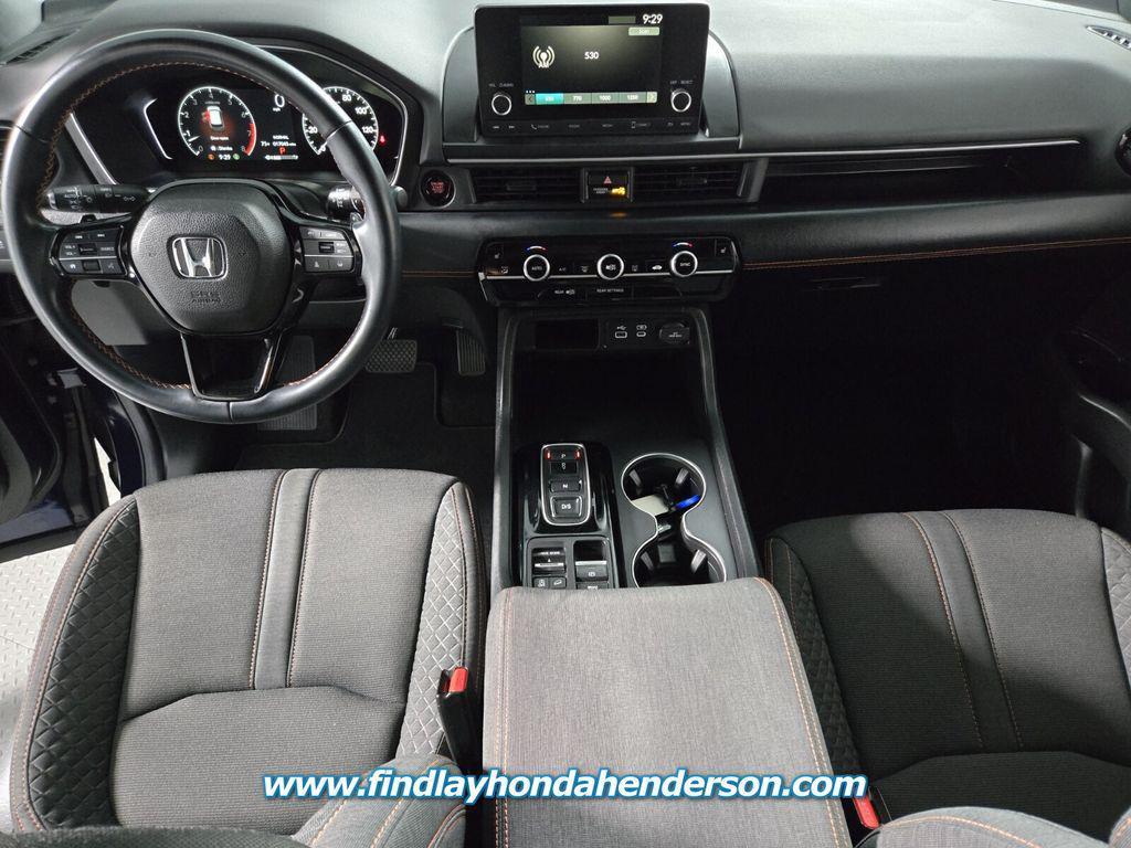 used 2025 Honda Pilot car, priced at $37,984