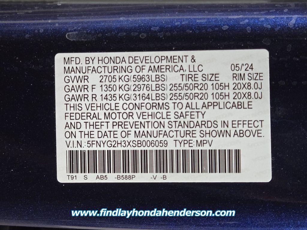 used 2025 Honda Pilot car, priced at $37,984