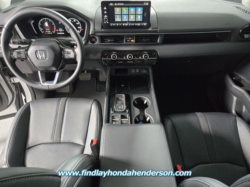 used 2025 Honda Pilot car, priced at $39,983