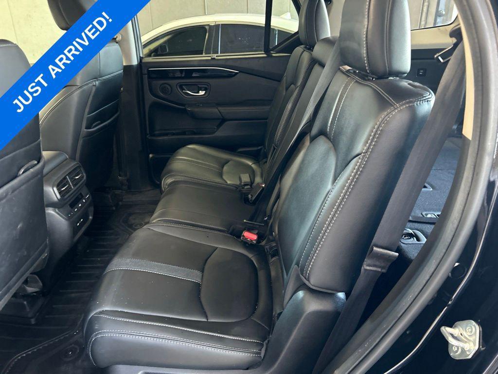 used 2024 Honda Pilot car, priced at $41,494