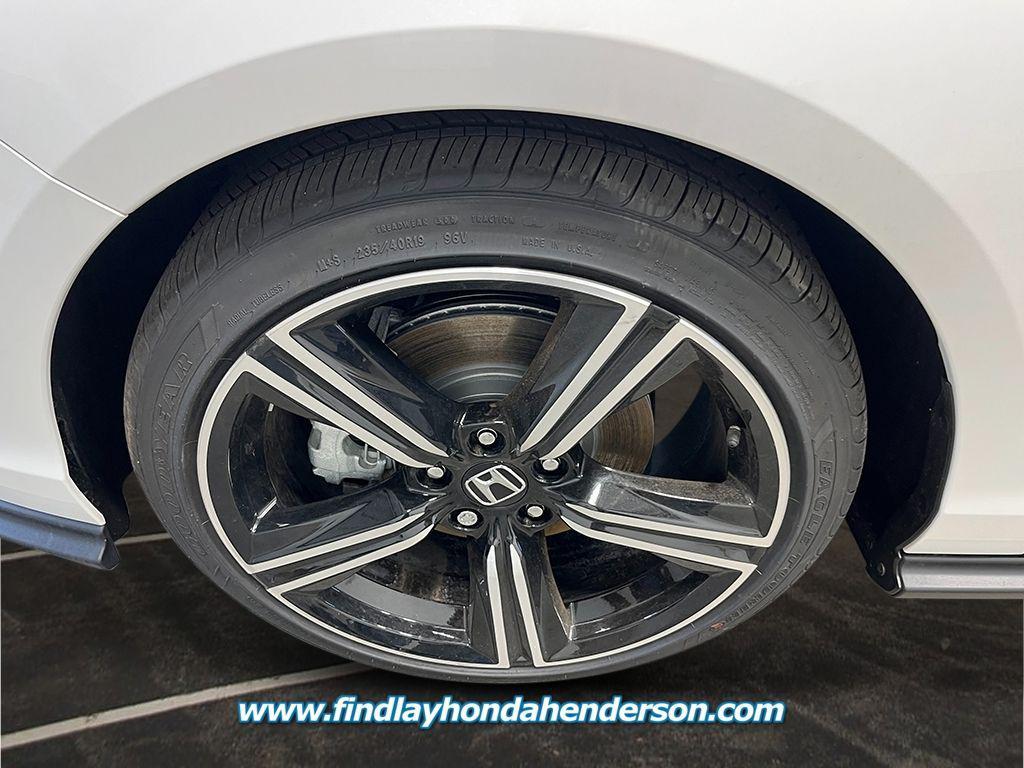 new 2026 Honda Accord Hybrid car, priced at $34,215