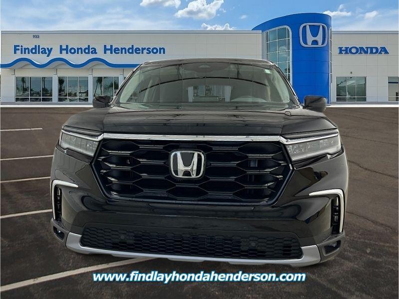 new 2025 Honda Pilot car, priced at $44,756