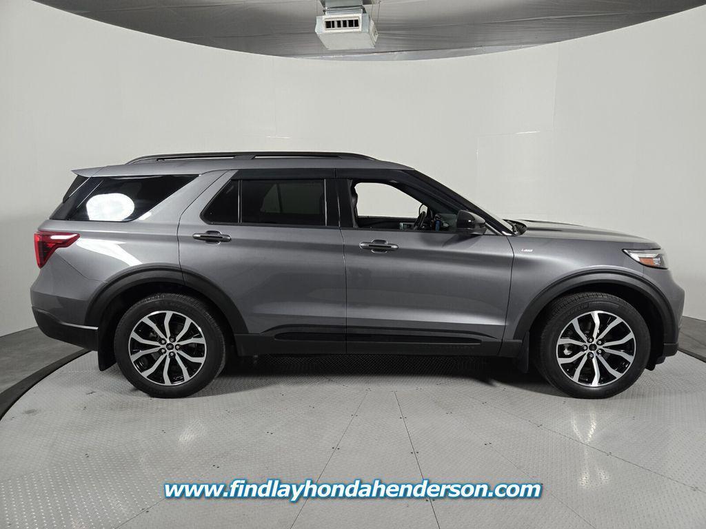 used 2022 Ford Explorer car, priced at $31,984