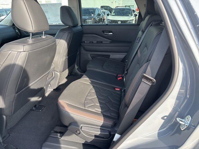 new 2026 Nissan Pathfinder car, priced at $52,840