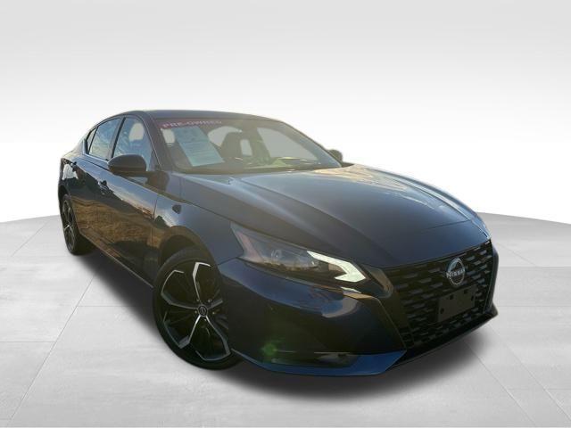 used 2023 Nissan Altima car, priced at $23,493
