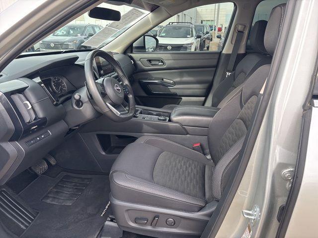 used 2025 Nissan Pathfinder car, priced at $35,494