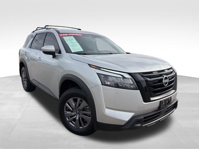 used 2025 Nissan Pathfinder car, priced at $35,494