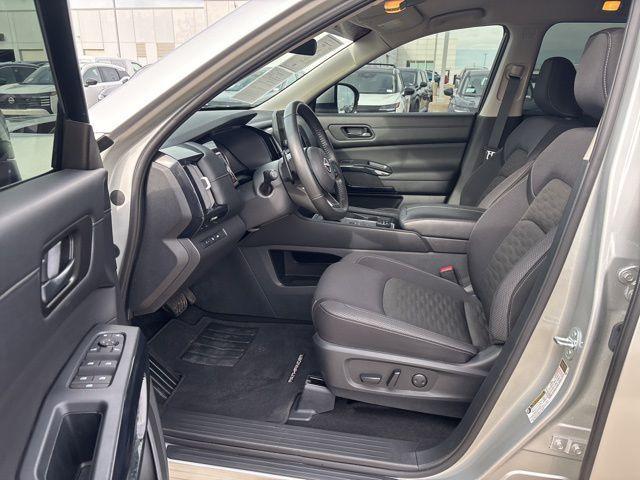 used 2025 Nissan Pathfinder car, priced at $35,494