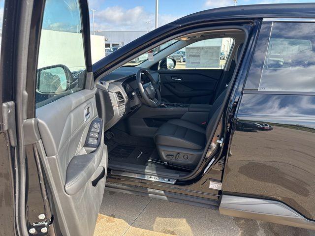 new 2026 Nissan Rogue car, priced at $34,675