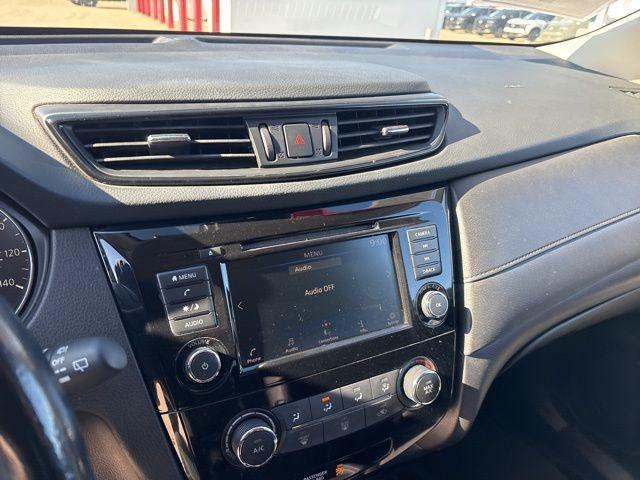 used 2020 Nissan Rogue car, priced at $17,933