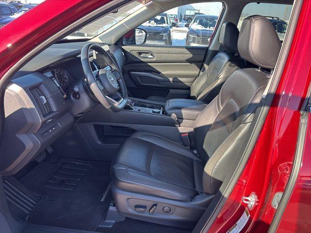 used 2023 Nissan Pathfinder car, priced at $32,492