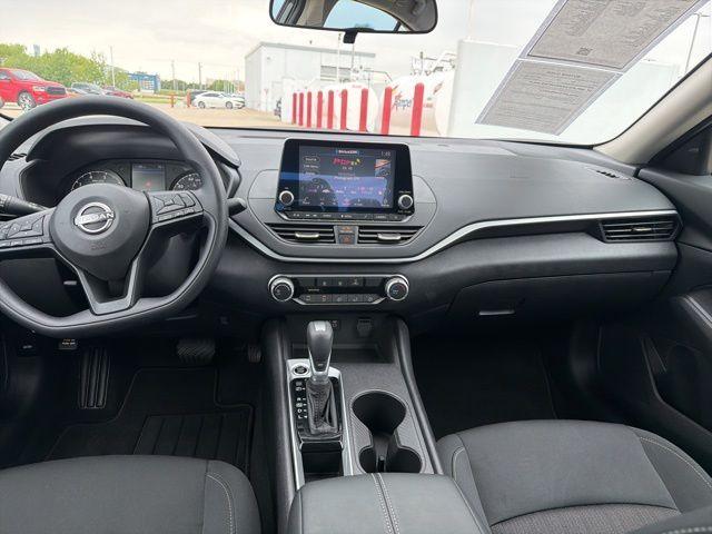used 2025 Nissan Altima car, priced at $24,989