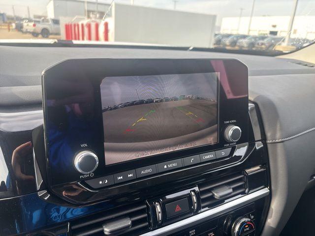 new 2025 Nissan Pathfinder car, priced at $36,610