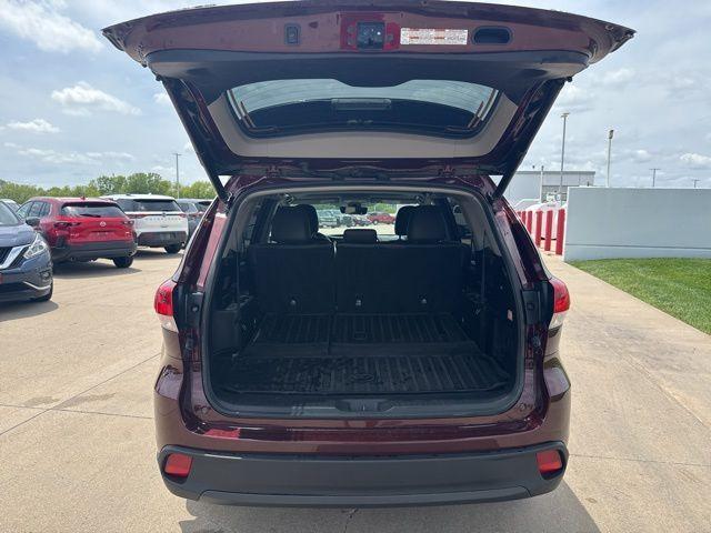 used 2019 Toyota Highlander car, priced at $24,993