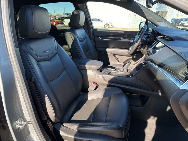 used 2023 Cadillac XT5 car, priced at $32,996