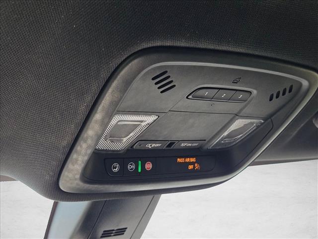 used 2023 Chevrolet Traverse car, priced at $29,194