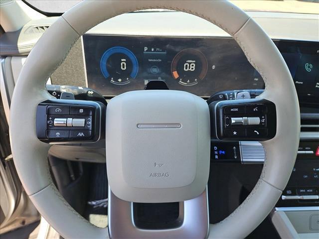 used 2024 Hyundai Santa Fe car, priced at $27,955