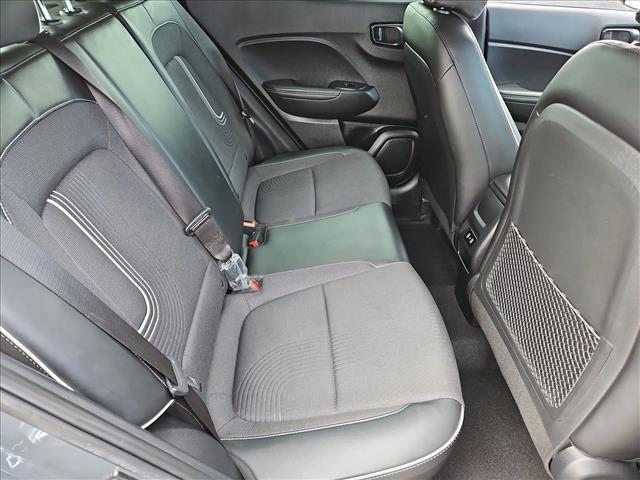 used 2025 Hyundai Venue car, priced at $19,995