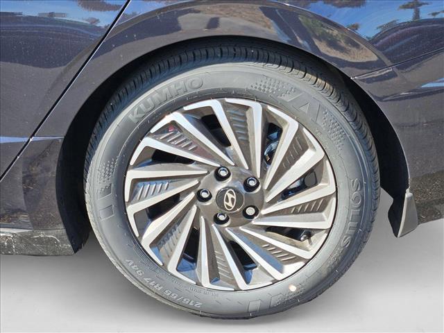 new 2025 Hyundai Sonata Hybrid car, priced at $37,350