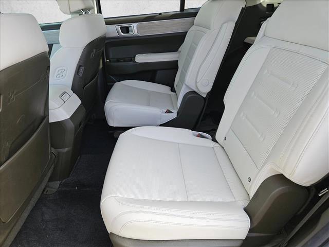 used 2025 Hyundai SANTA FE HEV car, priced at $38,999